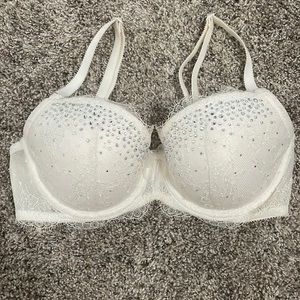 Victoria’s Secret bra